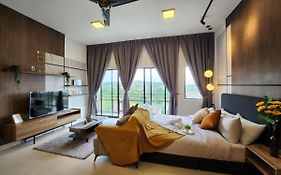 Taman Equine Comfy Studio By Ohana Home